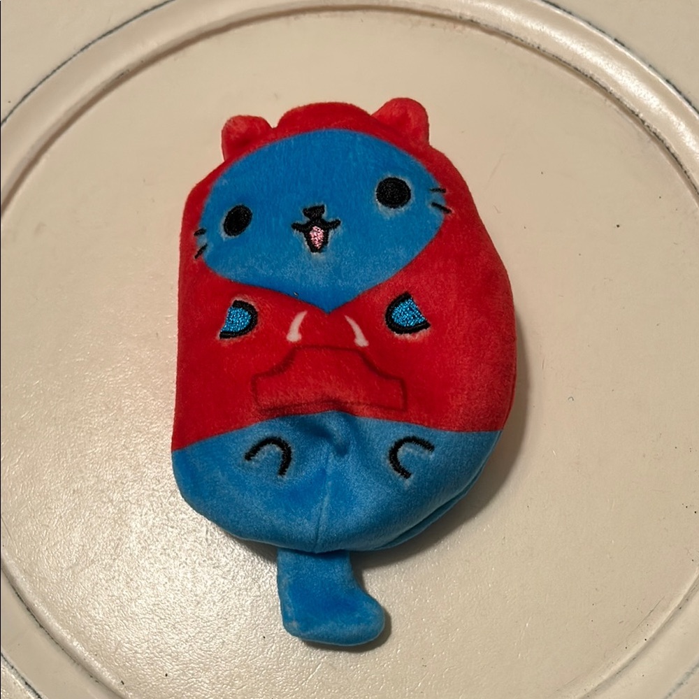 Cats vs. Pickles “Hoodie” 4 inch from Series 4. Excellent condition.